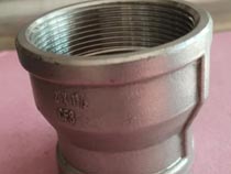 Stainless Steel Threaded Reducer